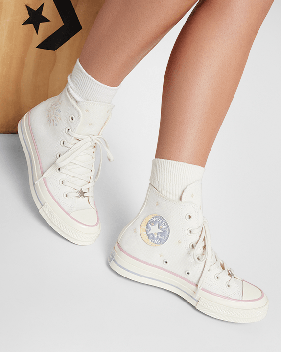 Chuck 70 Celestial